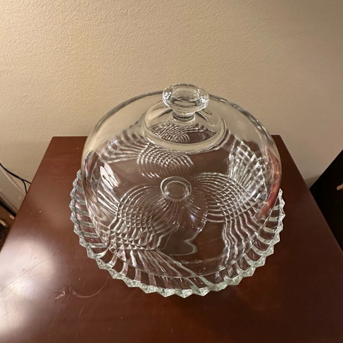 Glass cake stand with lid like new, 30cm diameter