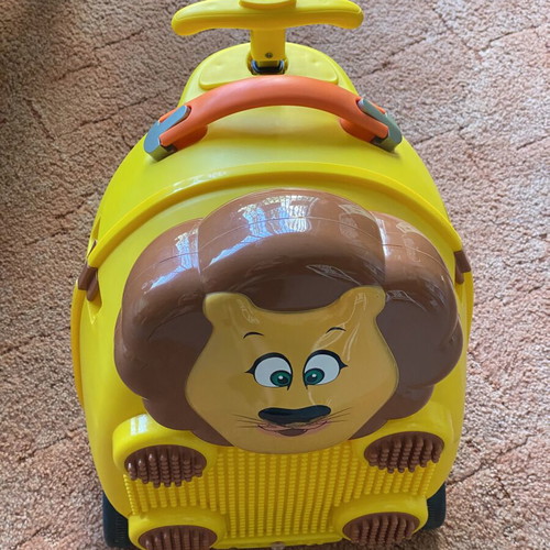 Children's Lion Trolley Suitcase with Bluetooth and MP3, new, yellow