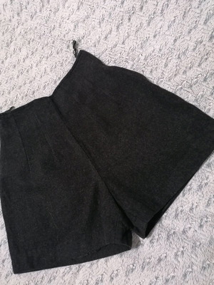 Wool shorts used, anthracite, size XS
