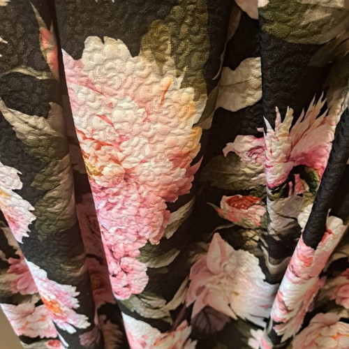 Floral midi skirt made in Italy like new, size M