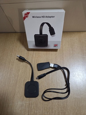 Wireless HDMI Display Adapter like new for phone and tablet screen mirroring