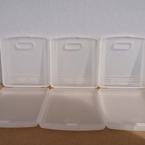 5 Sega Game Gear cartridge protective cases, 3 with themes