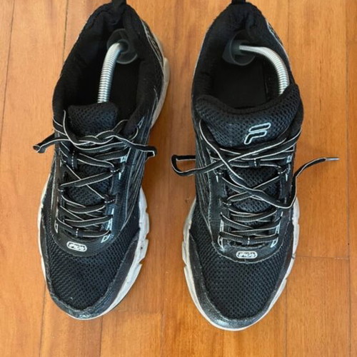 Fila sneakers size 44 like new, black