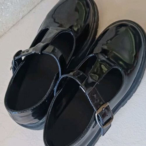 Shoes No 32 like new, comfortable with rubber sole