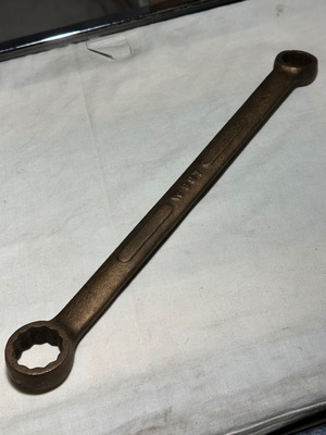 Ναυτικό μπρούτζινο κλειδί παλαιό μεταχειρισμένο