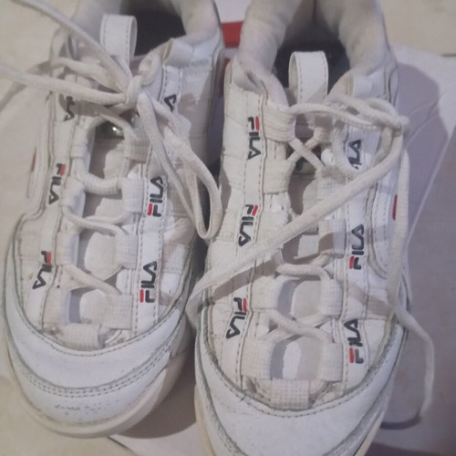 Fila women's athletic shoes size 38 like new, white