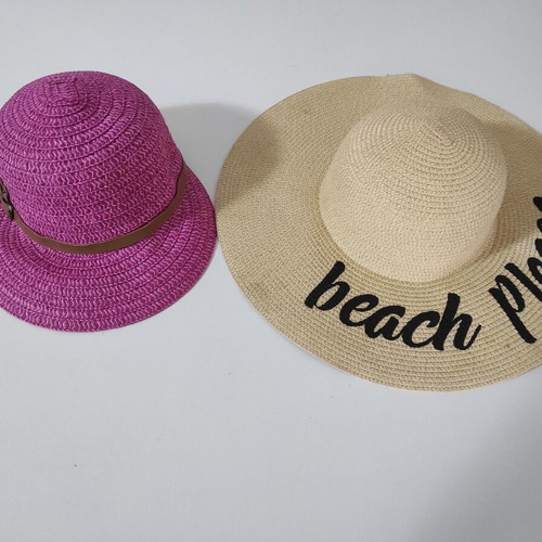 Karfil women's hats like new, pack of 2, beige and purple