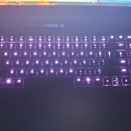 Razer Blade 18 2025 Gaming Laptop Dual 4k UHD+ 240 Hz FHD+ 440 Hz