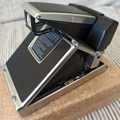 Polaroid SX-70 Sonar μεταχειρισμένη με original συσκευασία και manual