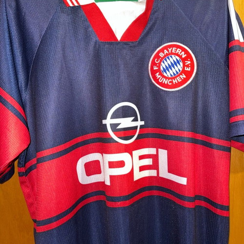 Bayern Munich Jersey 1997-98 like new, authentic