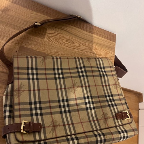 Burberry large messenger bag used with PVC leather trim
