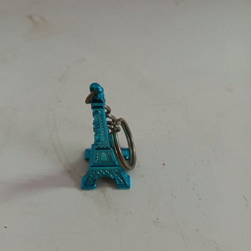 Eiffel Tower keychain new, turquoise
