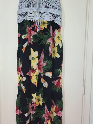 Long floral summer dress used, size small, M Made In Italy