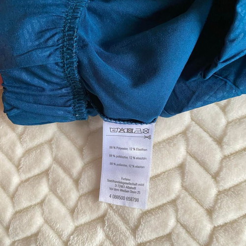 Crane women's running shorts size M like new