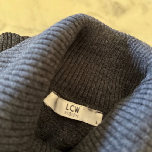 Men's LCW Turtleneck Sweater Large used, dark gray