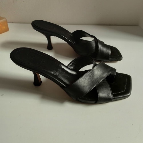 Zara leather mules sandals used, size 37/38, black