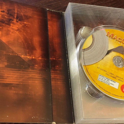MacGyver DVD μεταχειρισμένο, η πρώτη σεζόν με υπότιτλους
