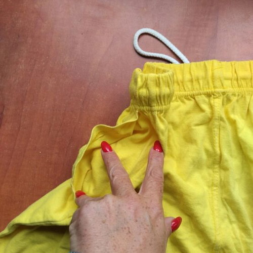 Bodymove yellow shorts used, size M