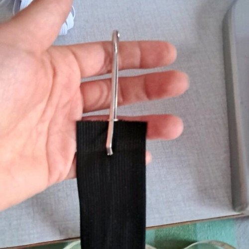 Elastic Threader New, easy to use