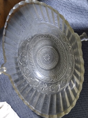 Vintage large crystal fruit bowl