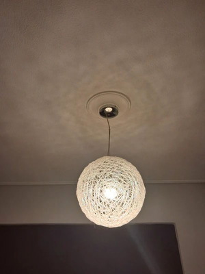 Ceiling light plexiglass like new, modern and elegant