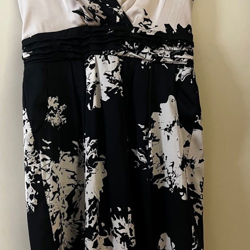 In Wear dress used, size S, multicolor