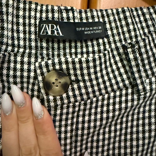 Zara 3/4 checked pants like new, size M 38 10, black white