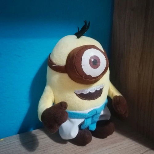 Minion stuffed bear used, 24 centimeters