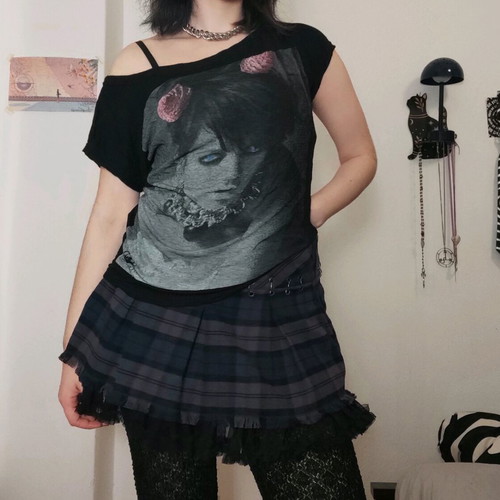 Emo Short-Sleeve T-Shirt Miss Pinky Used Size M 2000s
