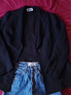 Batida black sweatshirt size M like new