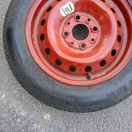 Car tire Pirelli 135/80/13