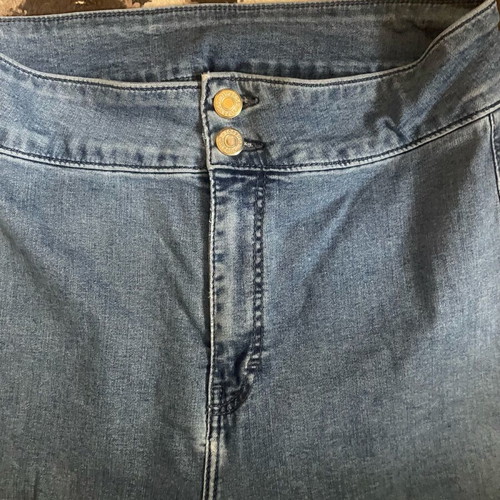 Shein blue flared jeans size M like new