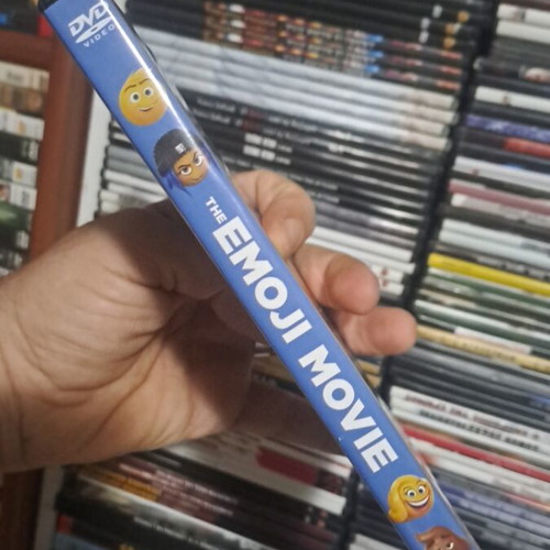 The Emoji Movie DVD like new, English audio