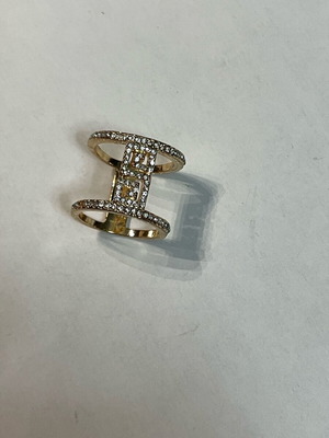 Faux ring used, gold color, size 53/54, missing rhinestone