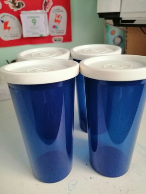 Tupperware 4 plastic glasses vintage pack new