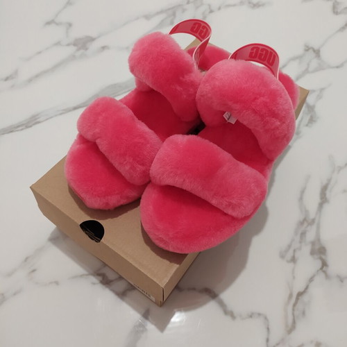 Ugg Australia slippers new, pink fuchsia