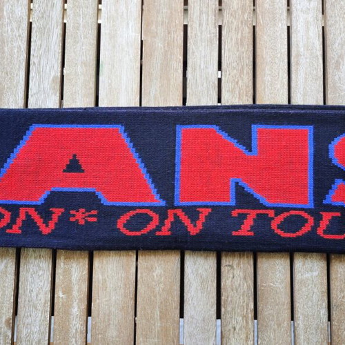 FC Bayern München collectible scarf like new, On Tour – The Show Must Go On