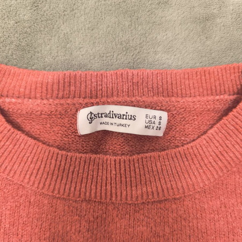 Stradivarius fuchsia crop top sweater used, size S