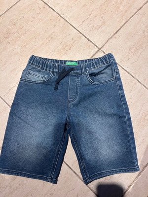 Benetton denim shorts for boys like new, size 8-9 years, blue