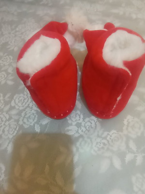 Βρεφικά παντοφλάκια Zara home νούμερο 18-19 καινούργια με Άγιο Βασίλη