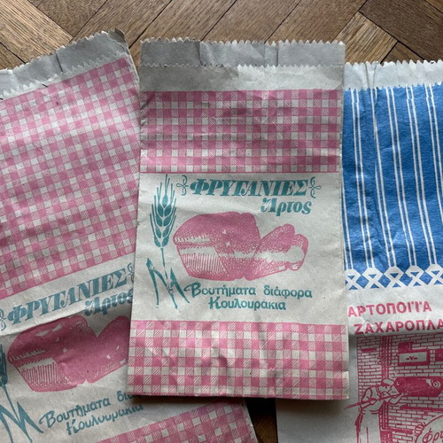 Old oven packaging set of 4, like new