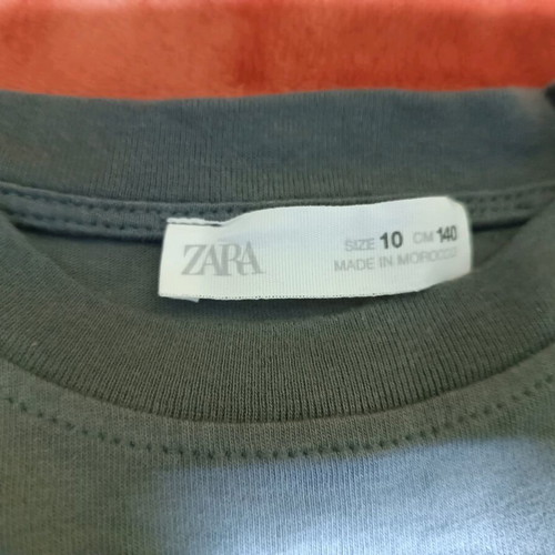 Zara boys' long-sleeve T-shirt size 10 grey like new