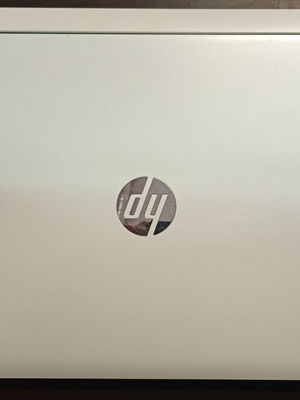 Laptop HP Pavilion 15.6" μεταχειρισμένο, AMD A8, 8GB RAM, 256GB SSD, Radeon R7