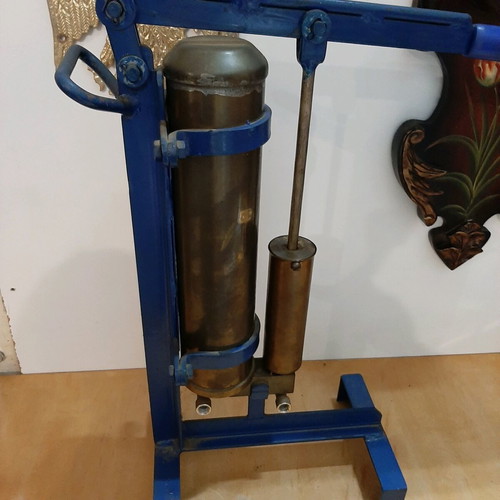 Vintage copper hand pump like new