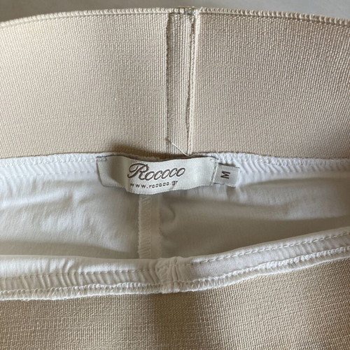 Elastic Bermuda shorts like new, light beige, fitted Rococo