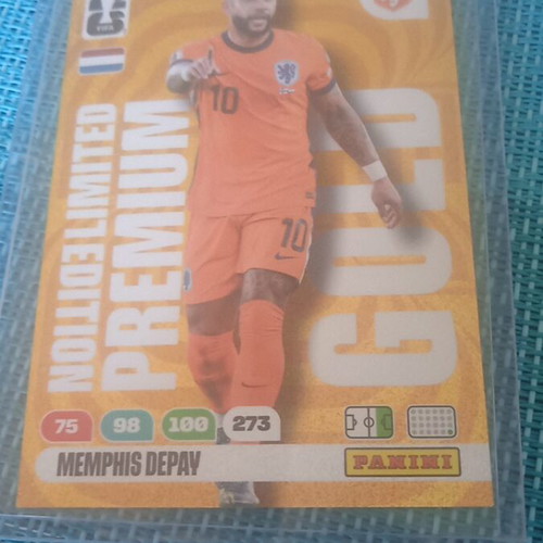 Memphis Depay Gold Premium Limited Edition Panini FIFA World Cup card