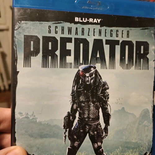 Predator Blu-Ray like new with Greek subtitles