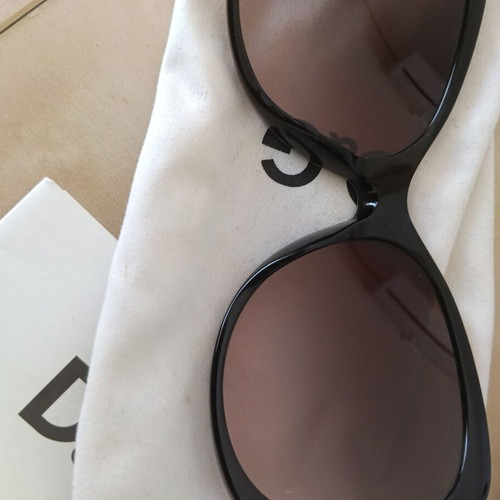 D&G sunglasses with brown leopard print frame