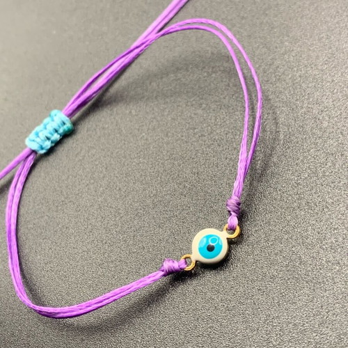 Macrame evil eye bracelet new, adjustable size, handmade