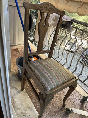 Old chair used with wear
